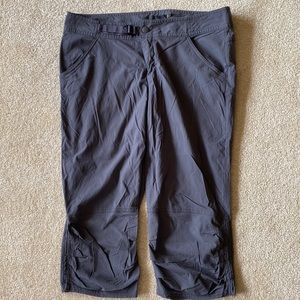 Prana capri’s